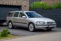 Volvo V70 2.4 / TÜV 02/26 / 8-Fach bereift / Vollleder Silber - thumbnail 1