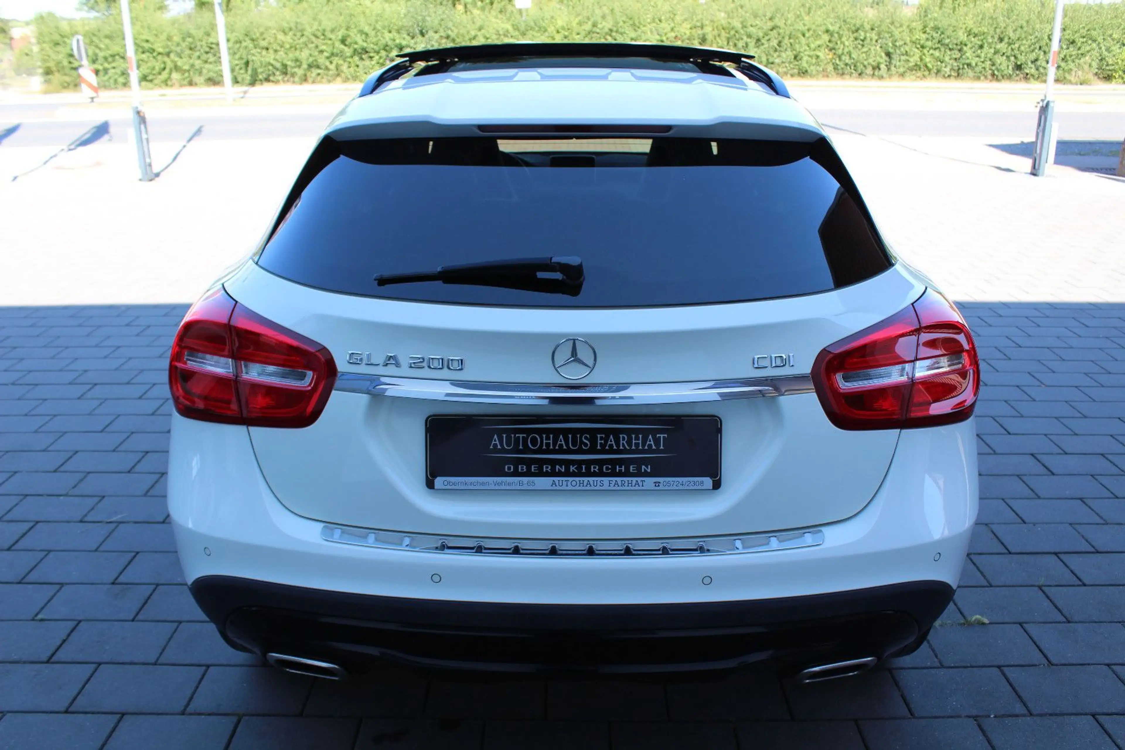 Mercedes-Benz GLA 200 CDI URBAN (PANORAMA-SCHIEBEDACH,NAVI) — photo 7