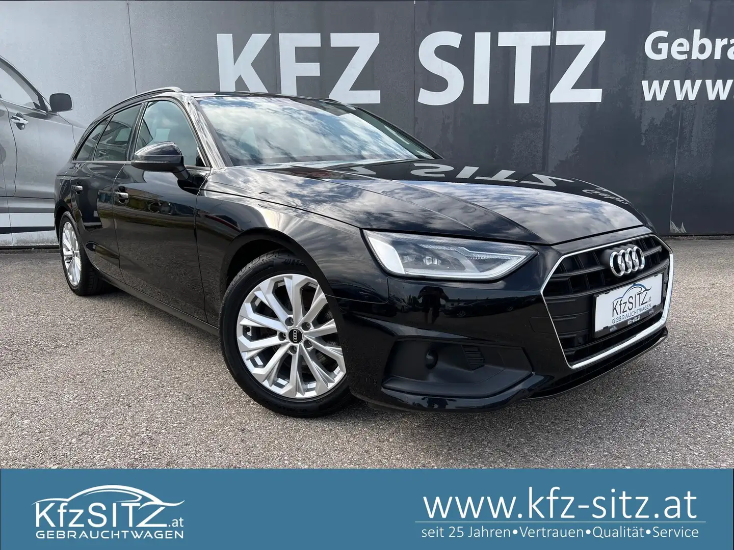 Audi A4 Avant 35 TDI S-tronic Schwarz - 1