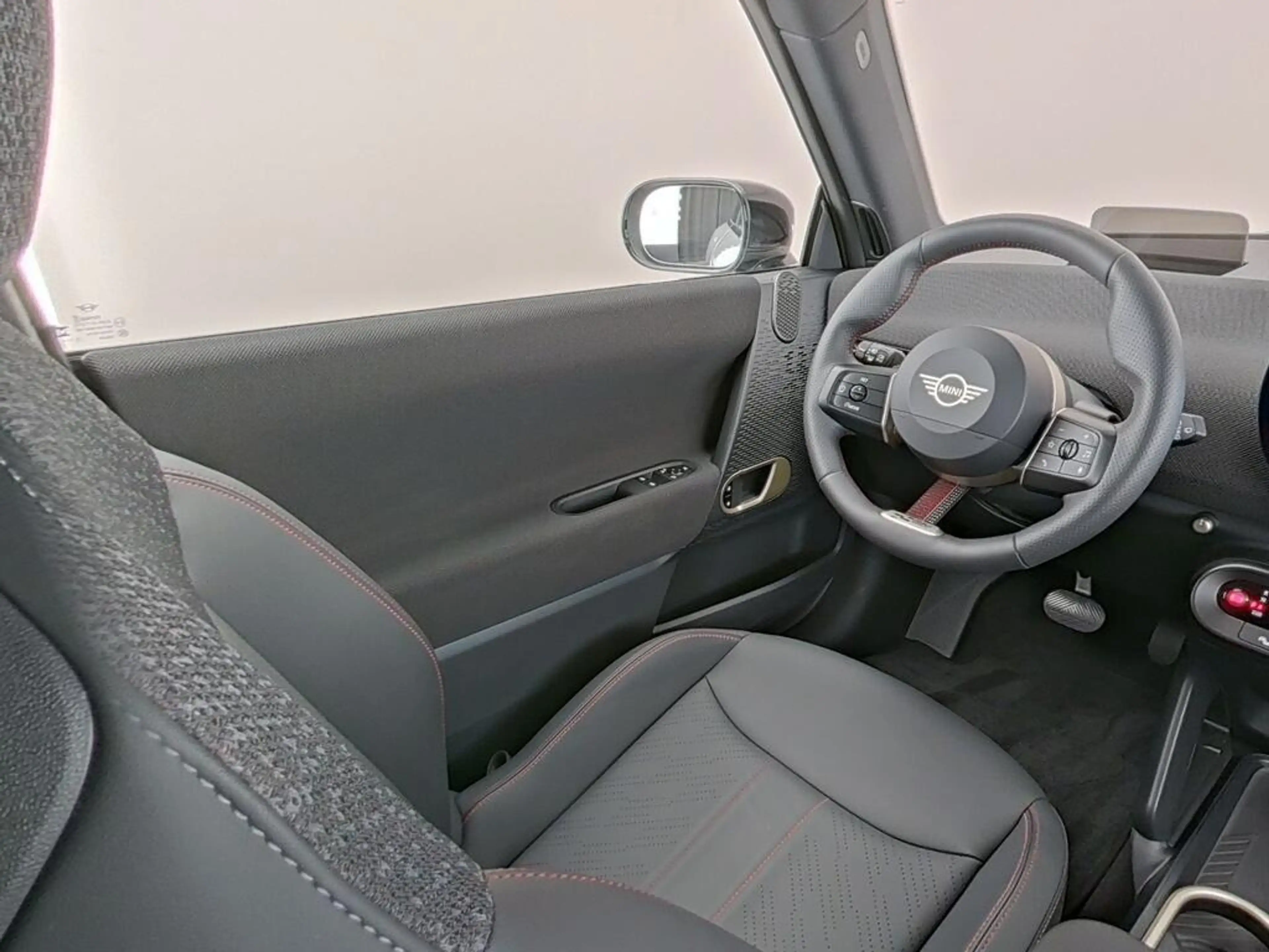 MINI John Cooper Works E 3-Deurs Cooper M 40.7 kWh — photo 4