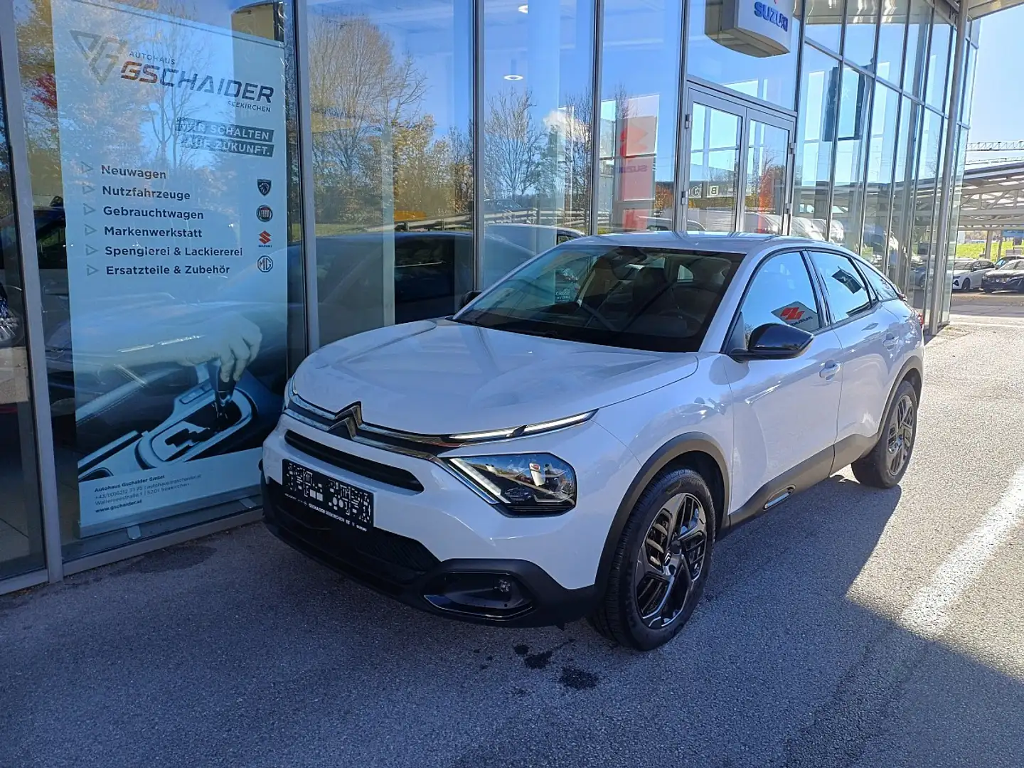 Citroen C4 PureTech 130 S&S 6-Gang-Manuell Plus Weiß - 1