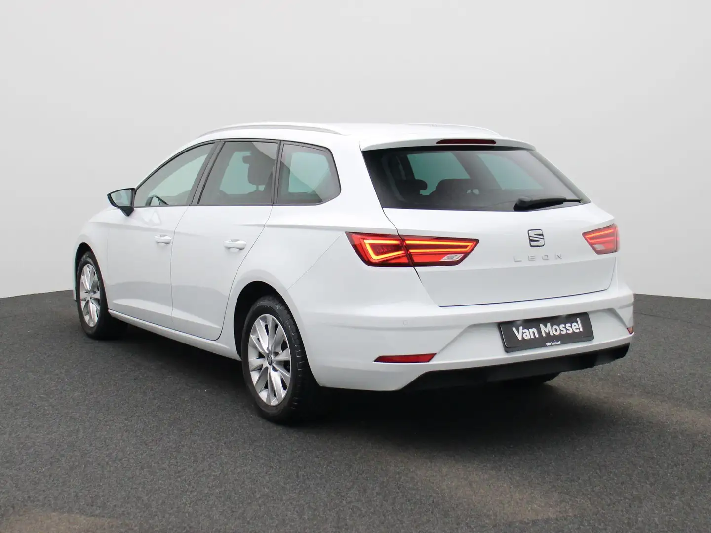 SEAT Leon ST 1.5 TSI Style | Led | Navigatie | Cruise Contro - 2