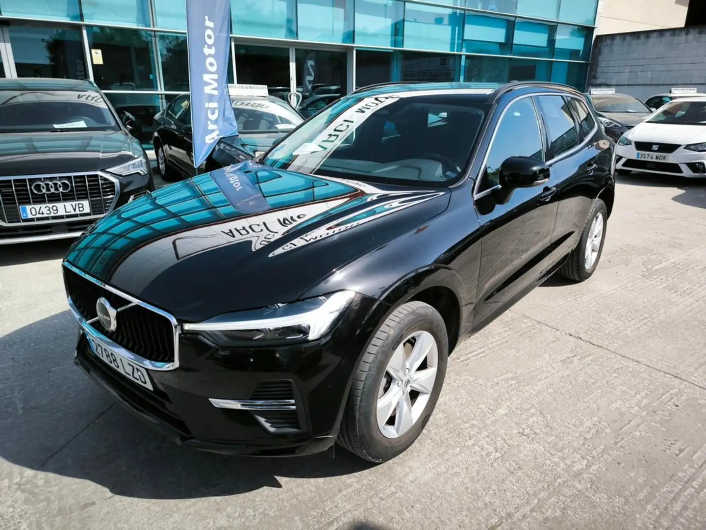Volvo XC60 2.0 B4 D Core Auto Negro - 2
