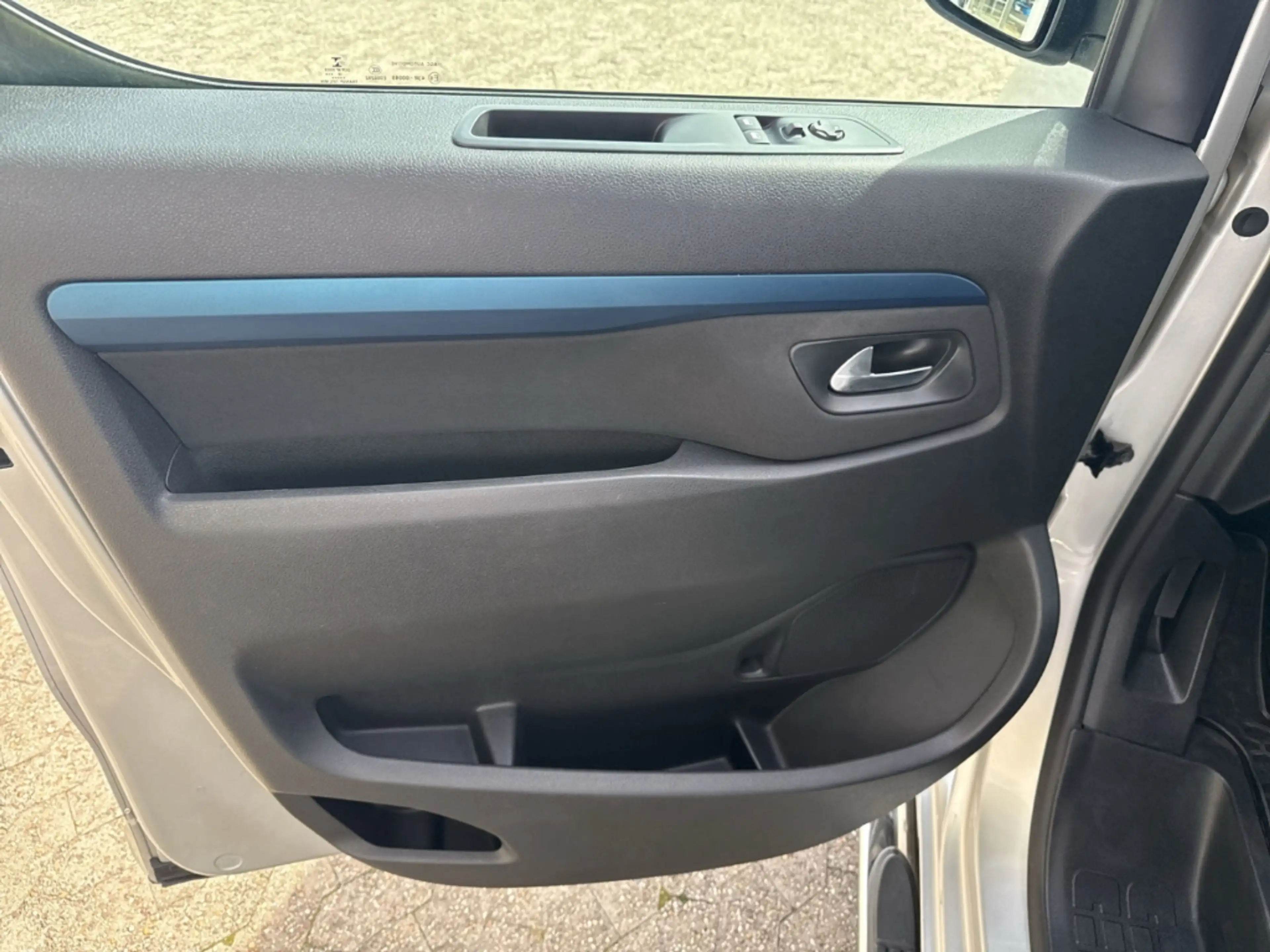 Peugeot Traveller Active L2 AHK AT-Motor 0KM Navi Klimaautom SHZ Tot — photo 13