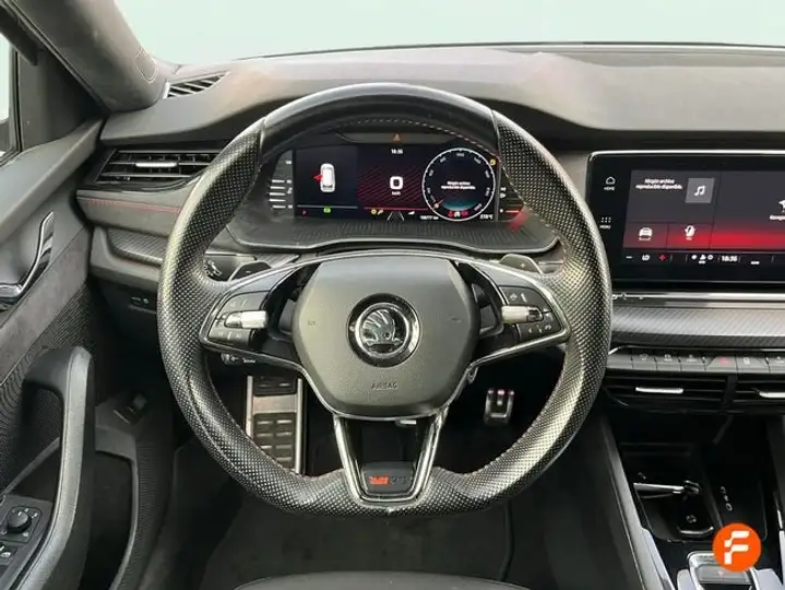 Škoda Octavia 2021, foto 16