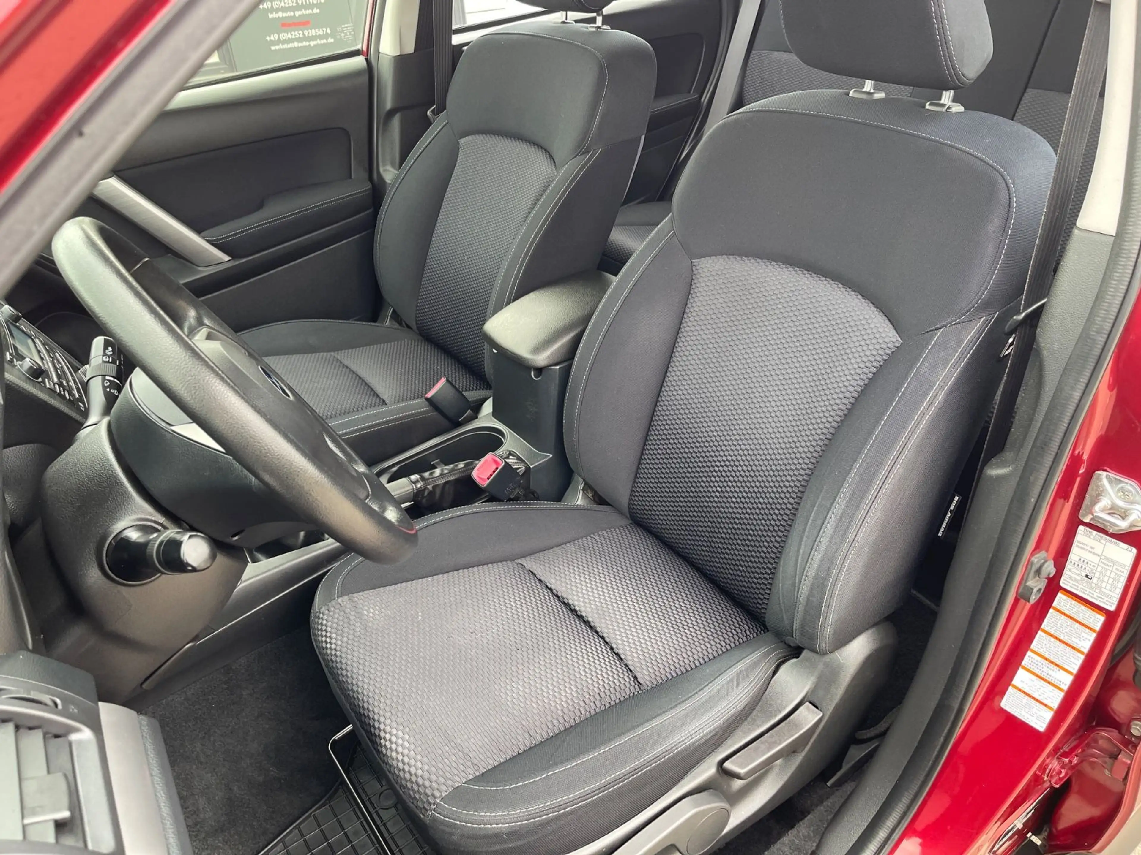 Subaru Forester Active 2.0 Diesel AHK TÜV NEU Sitzheizu — photo 12