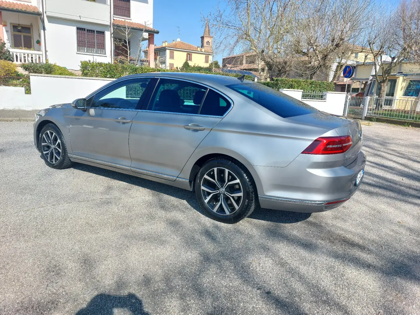 Volkswagen Passat 2.0 tdi Highline 150cv dsg - 2