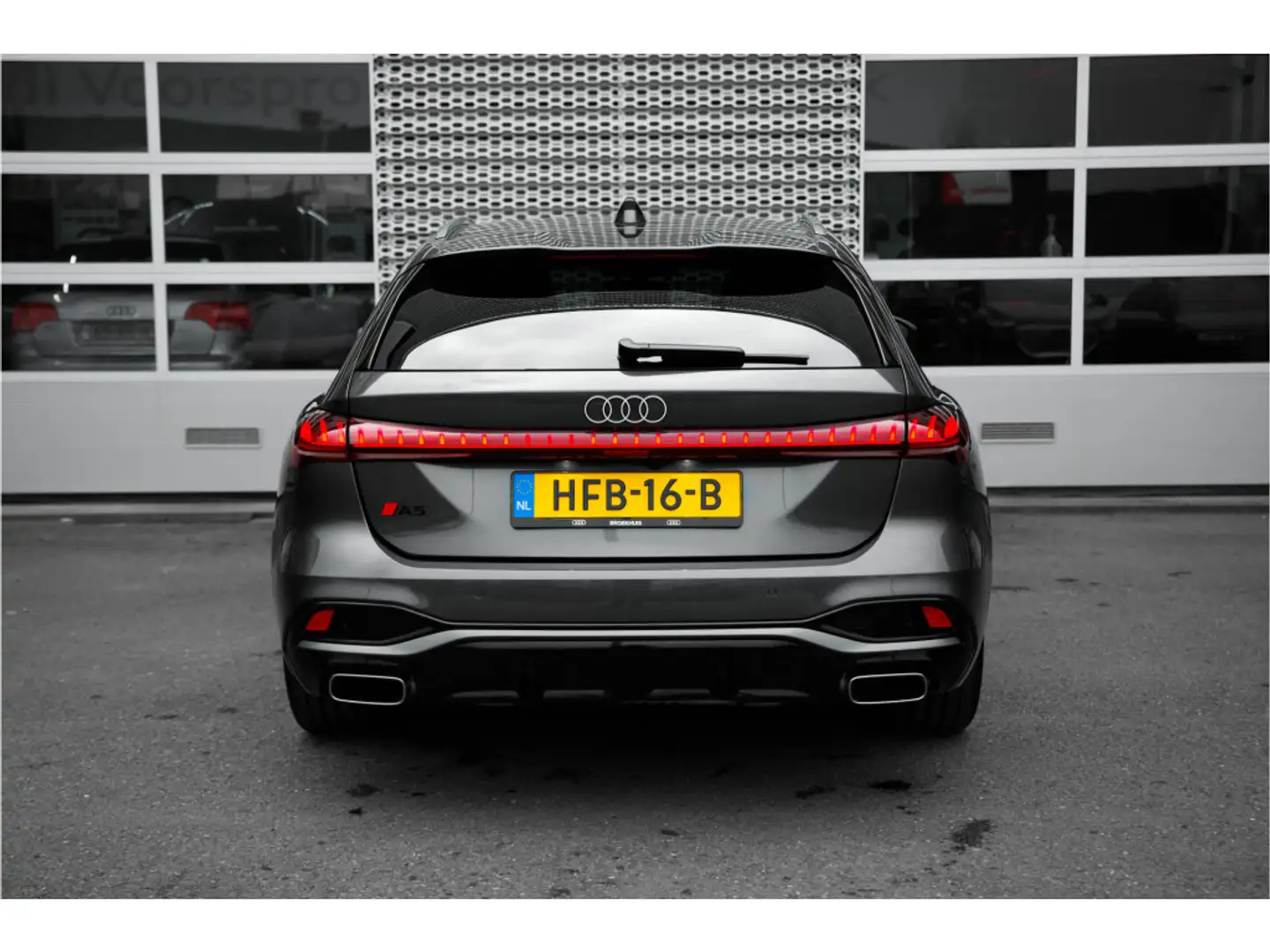 Audi A5 Avant TFSI 204pk S edition | Leder | Stoelen Elekt Grijs - 2
