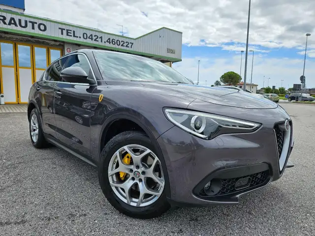 Alfa Romeo Stelvio 2.2 Turbodiesel 210 CV AT8 Q4 Super/Motore nuovo