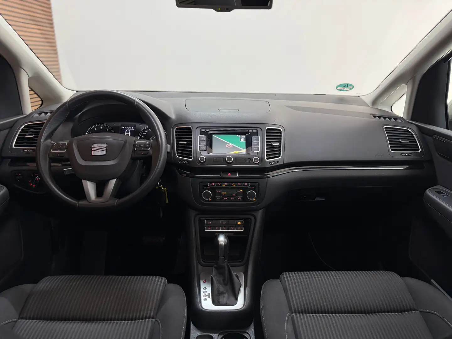 SEAT Alhambra 1.4 TSI Style 7p | Pano | Climate | Navi | Elektr. Grijs - 2