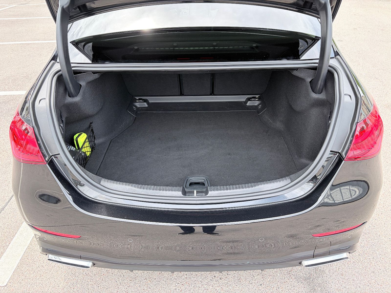 Mercedes-Benz C 300 d AMG Line PANO/DISTRONIC/360°/STANDH./19" — photo 15