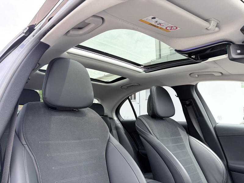 Mercedes-Benz C 300 d AMG Line PANO/DISTRONIC/360°/STANDH./19" — photo 12