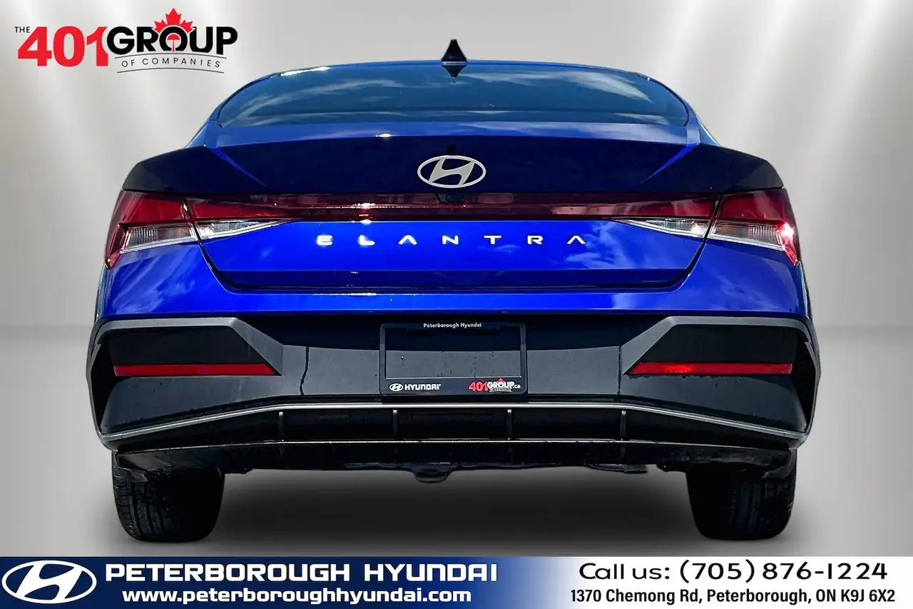 Hyundai ELANTRA fotografie Hyundai ELANTRA