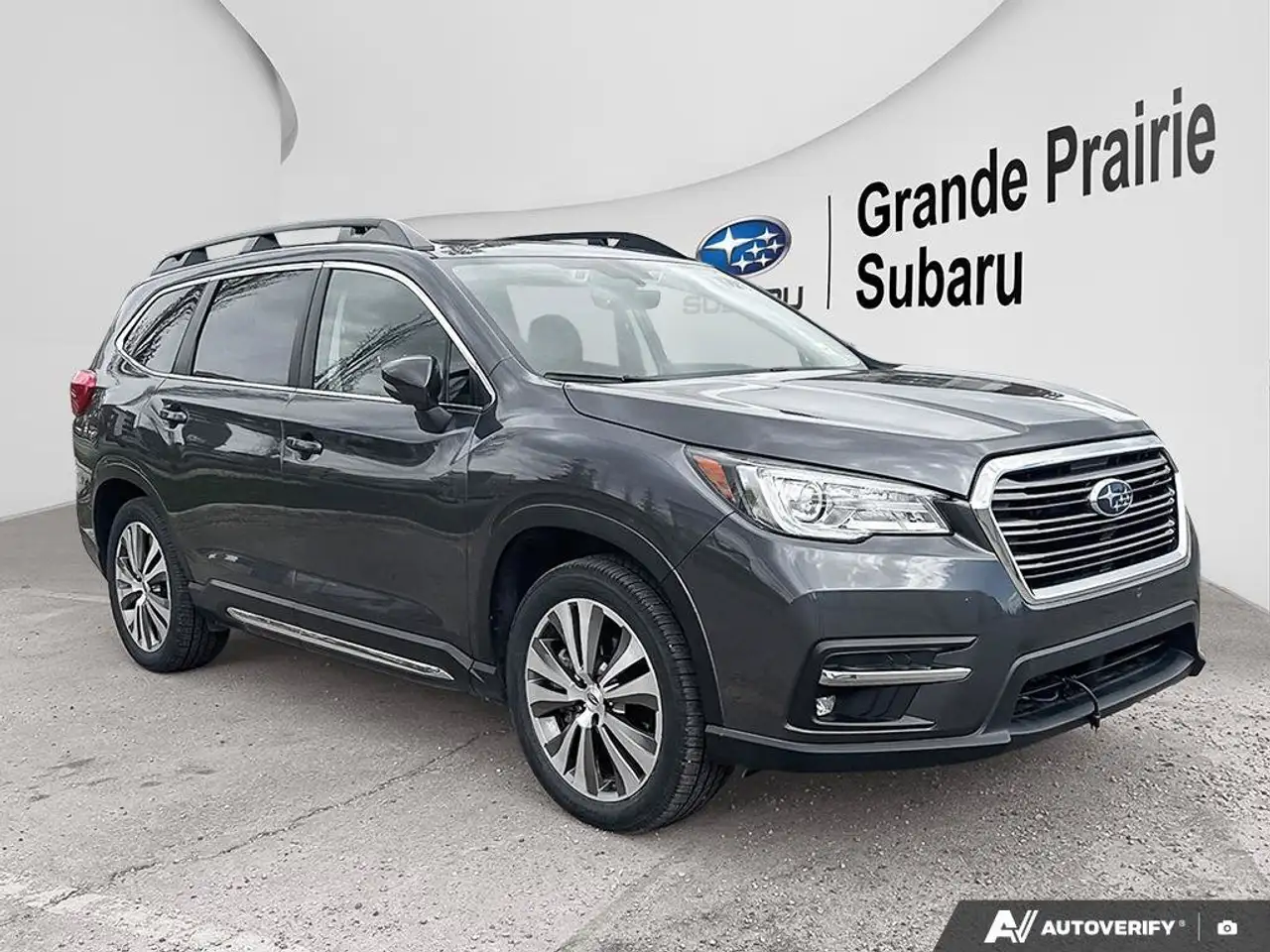 Subaru Ascent photo Subaru Ascent