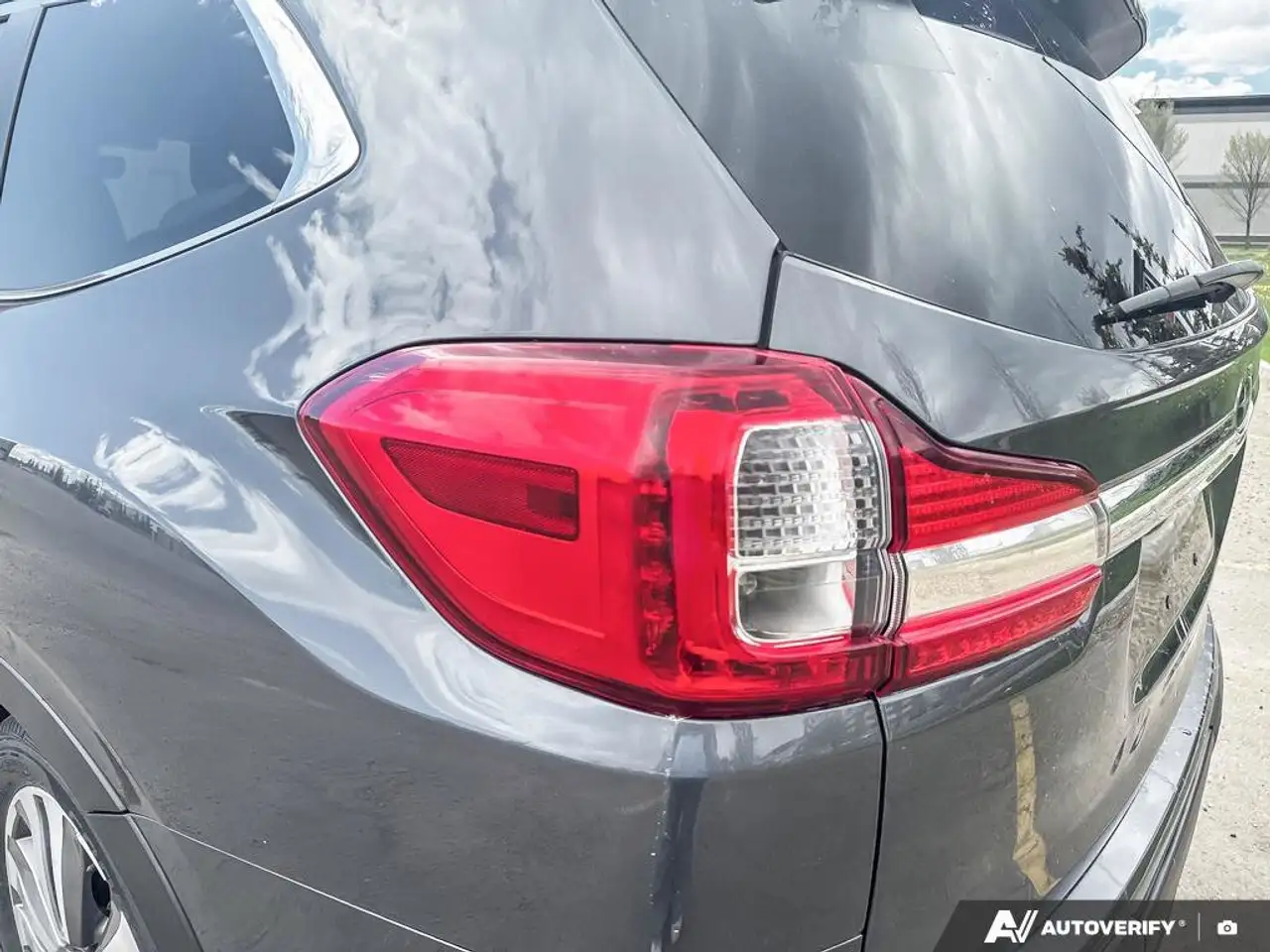 Subaru Ascent photo Subaru Ascent