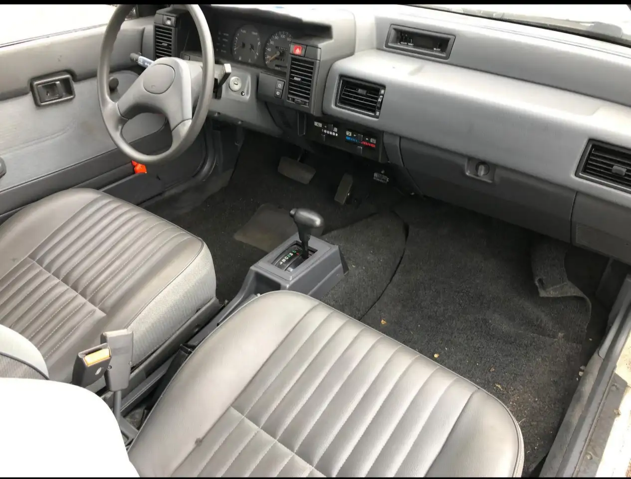 Nissan Sunny 1.4 Automaat 29km nap 1ste eigenaar, foto 3