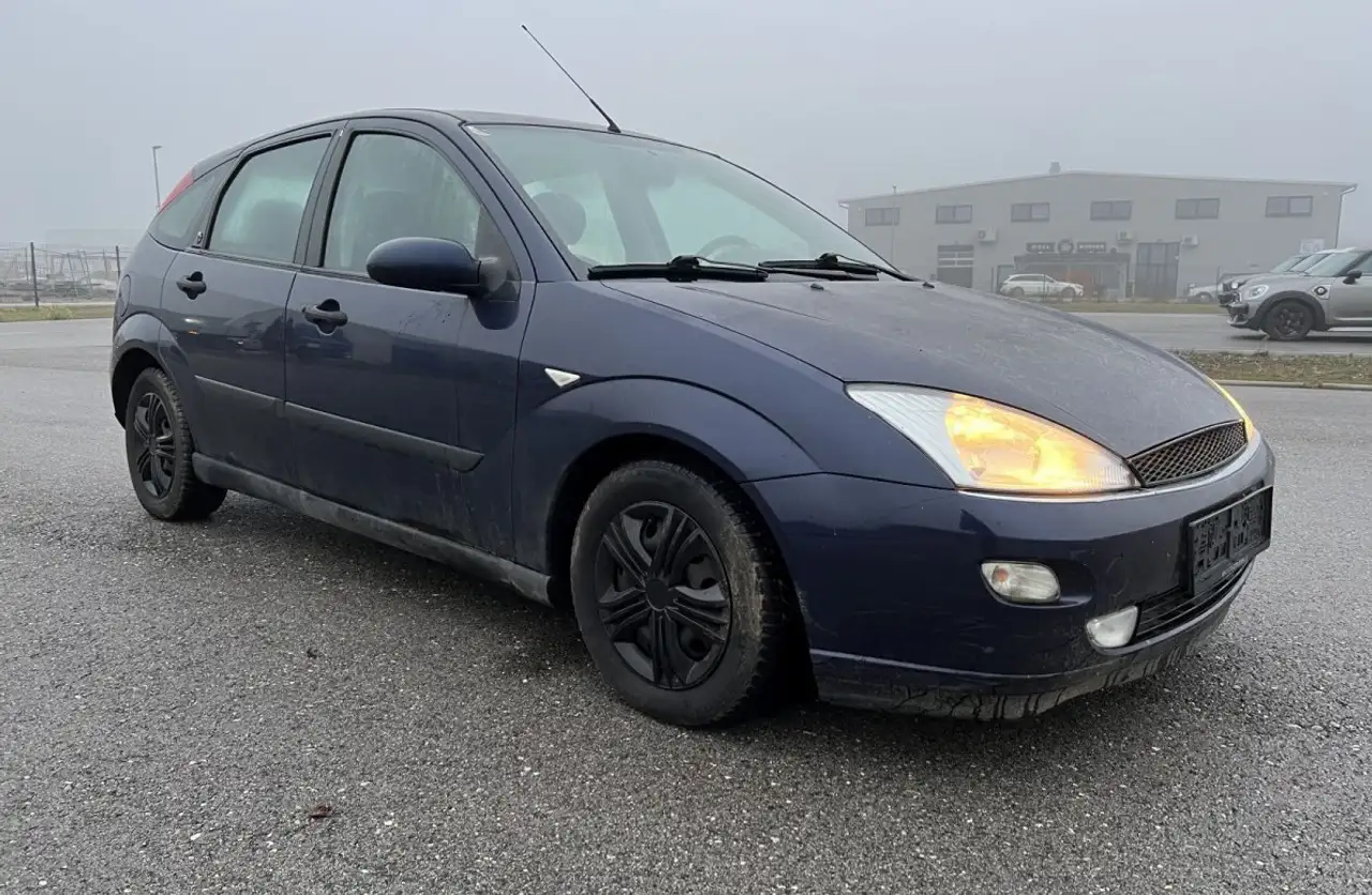 Ford Focus Ghia 1.8 Tdci Export oder für Teile, foto 2
