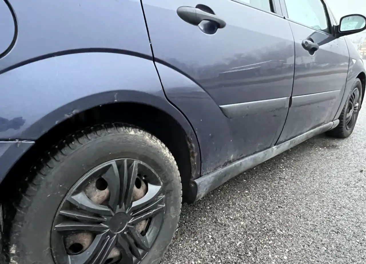 Ford Focus Ghia 1.8 Tdci Export oder für Teile, foto 4
