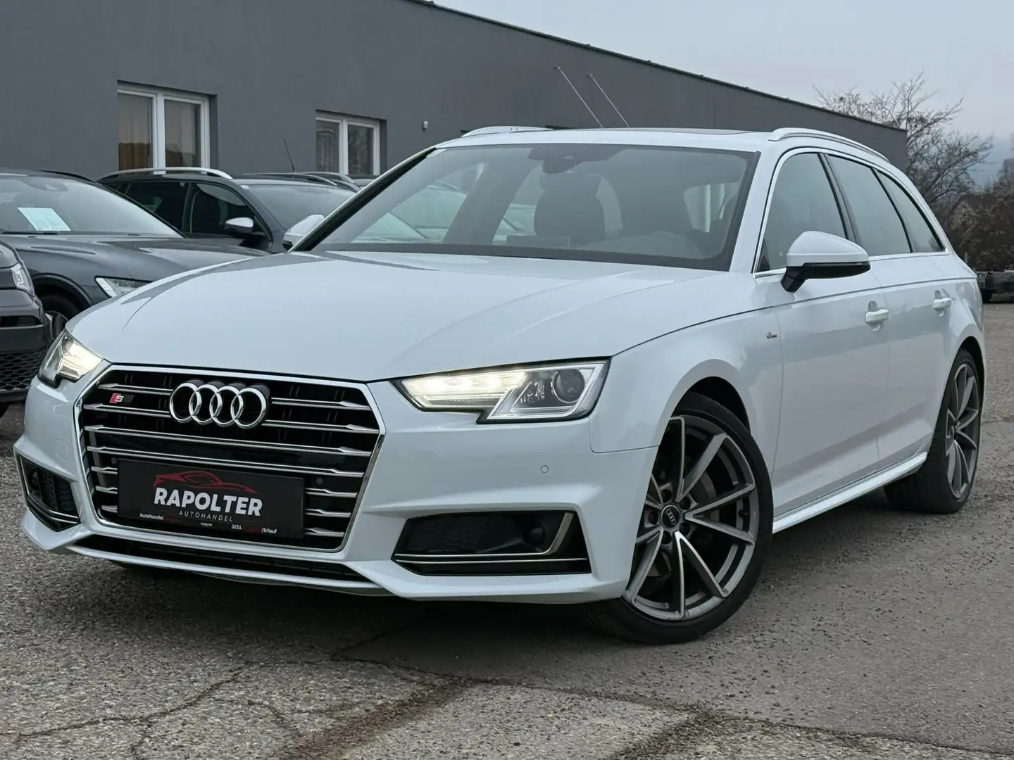 Audi A4 quattro sport s-line 2,0TDI s-tronic/3xS-LINE/PANO Weiß - 1