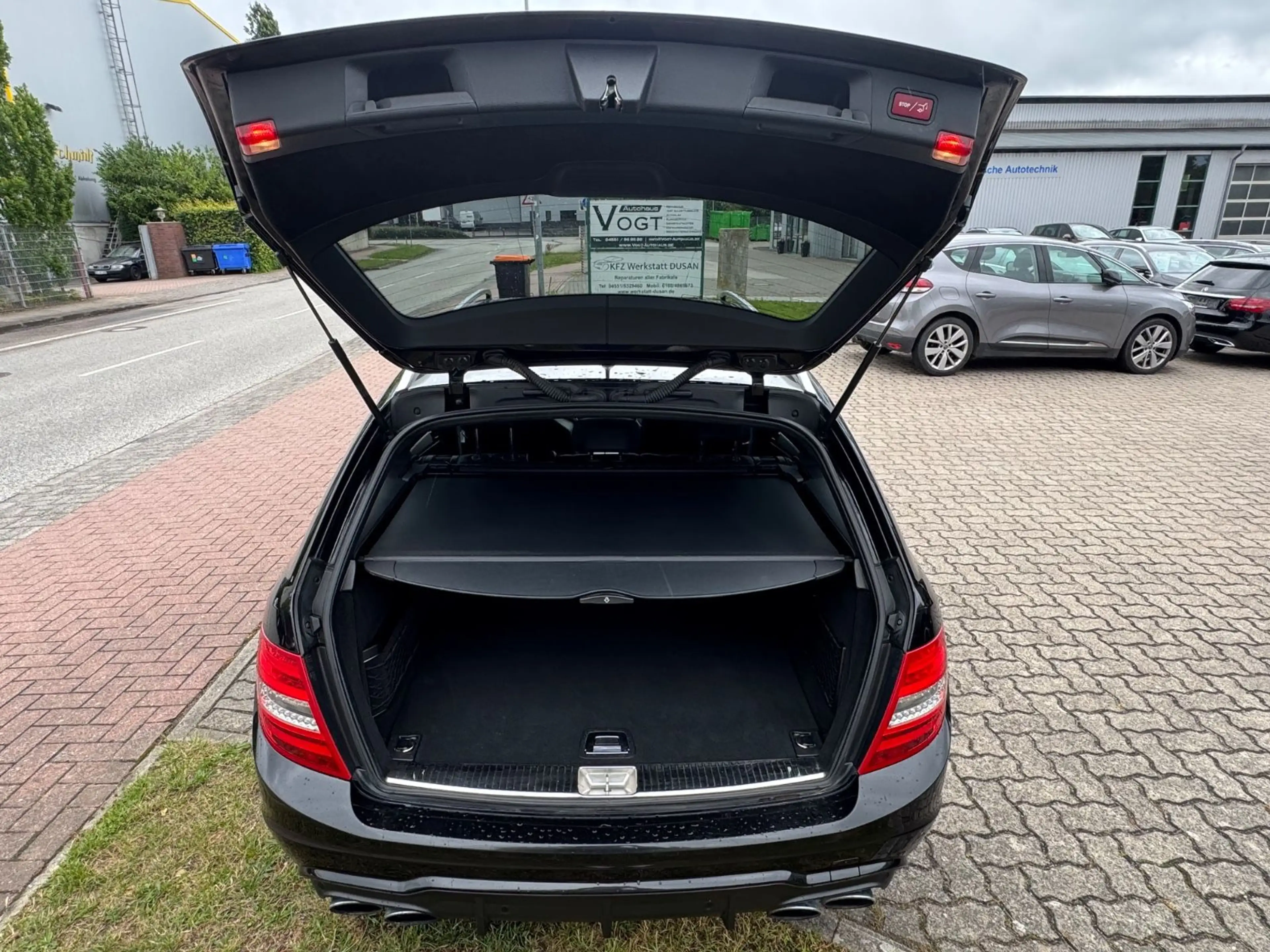 Mercedes-Benz C 63 AMG SHZ/TEMP/KLIMA Gewerbe/Export — photo 7