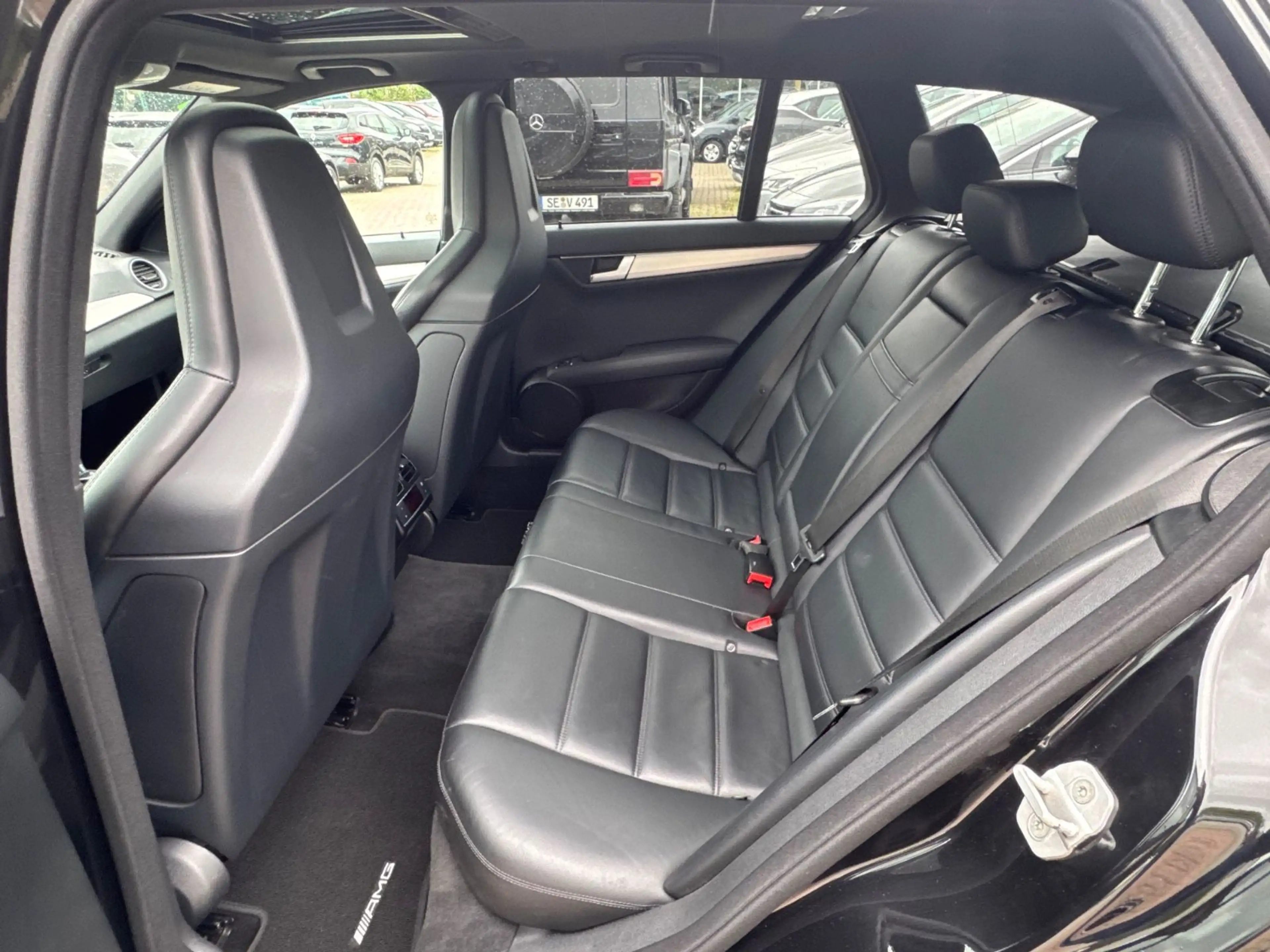 Mercedes-Benz C 63 AMG SHZ/TEMP/KLIMA Gewerbe/Export — photo 10