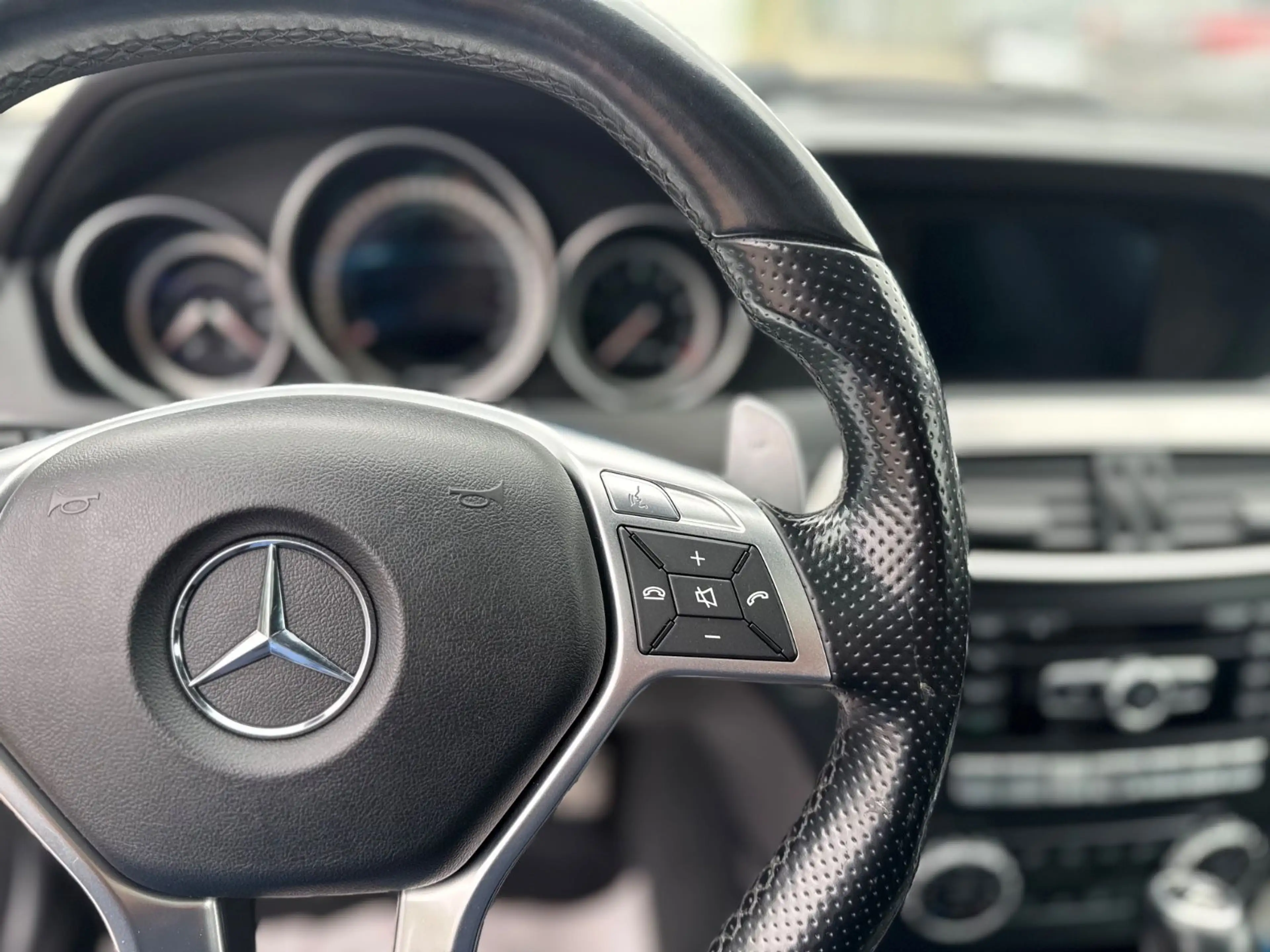 Mercedes-Benz C 63 AMG SHZ/TEMP/KLIMA Gewerbe/Export — photo 15