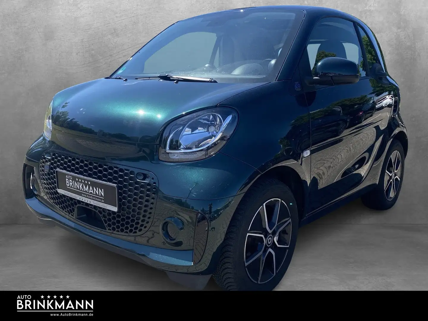 smart forTwo smart EQ fortwo Panorama/SHZ/Klima/Styling Grün - 1