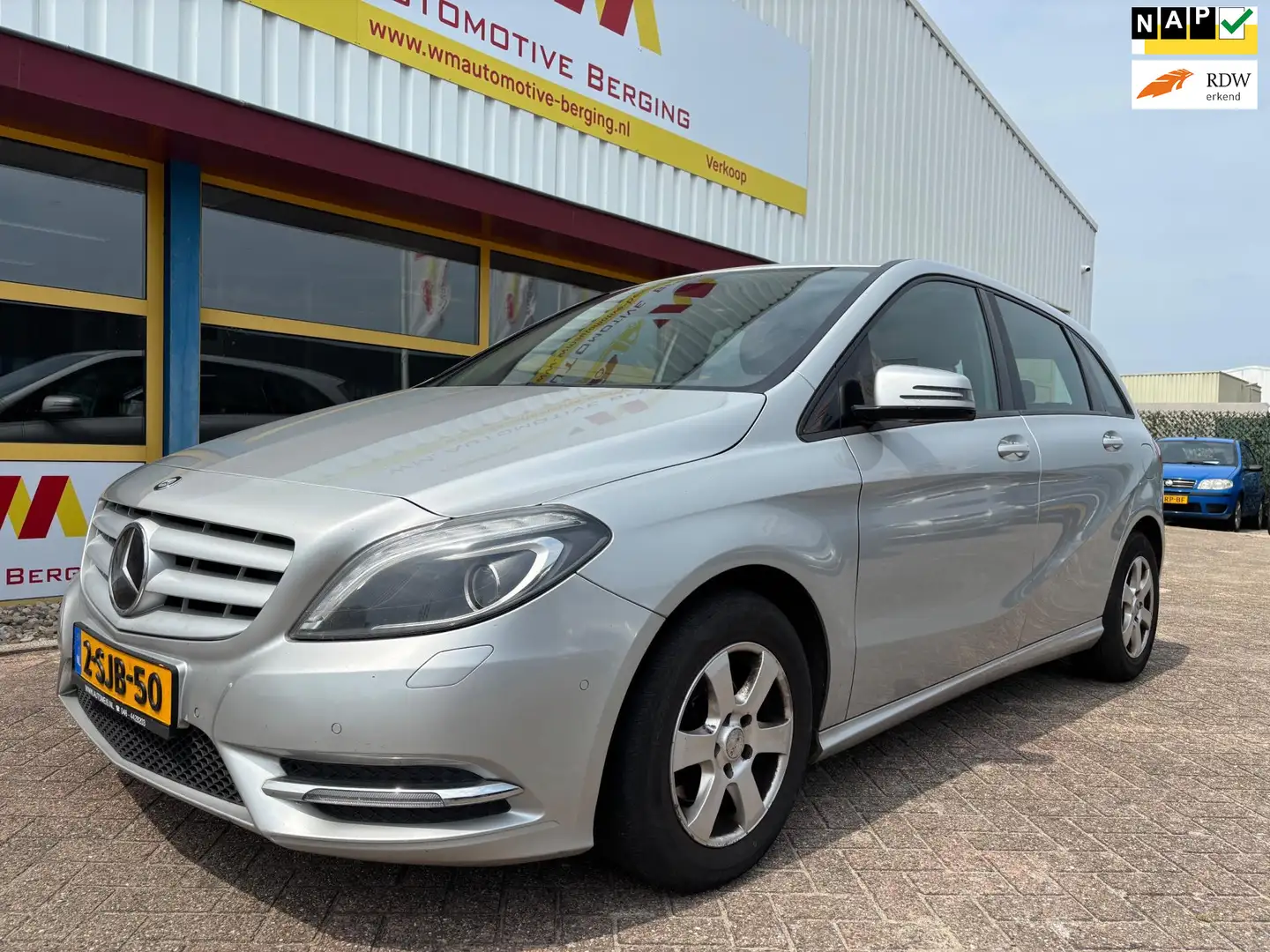 Mercedes-Benz B 180 CDI Edition automaat navi Grijs - 1