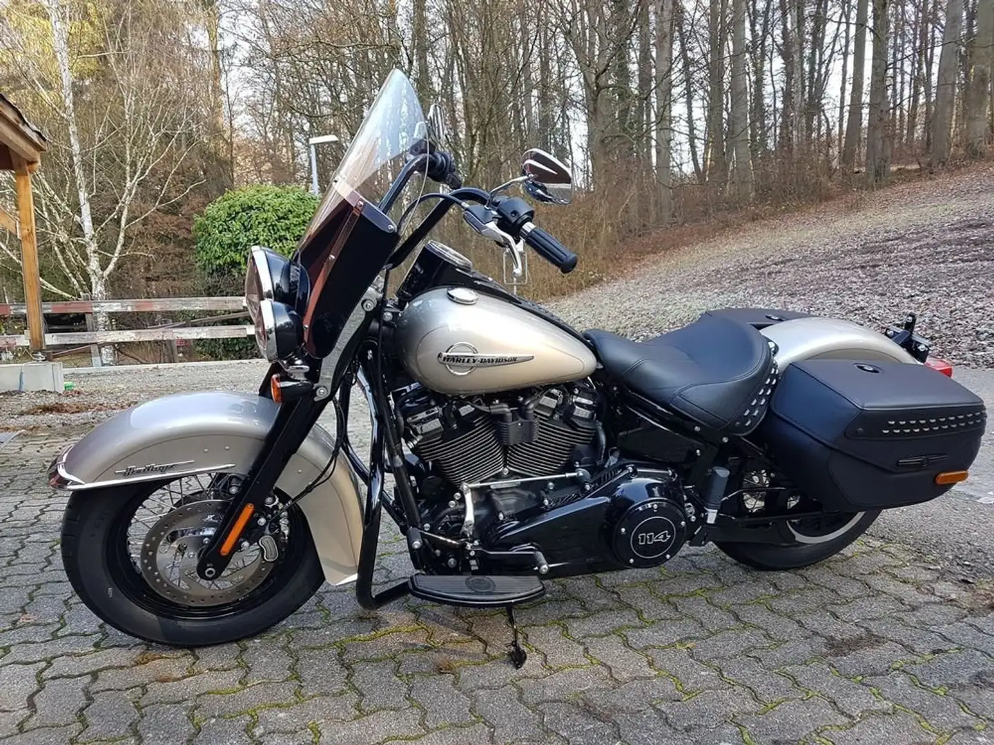 Harley-Davidson Heritage Softail FLHCS Ezüst - 2