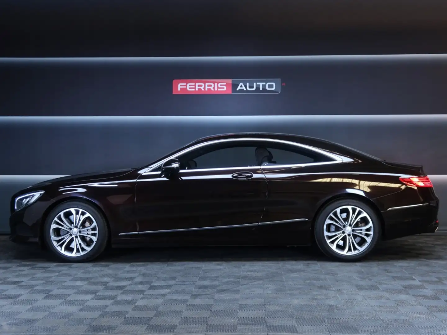 Mercedes-Benz S 500 Coupé 4M Aut. Noir - 2