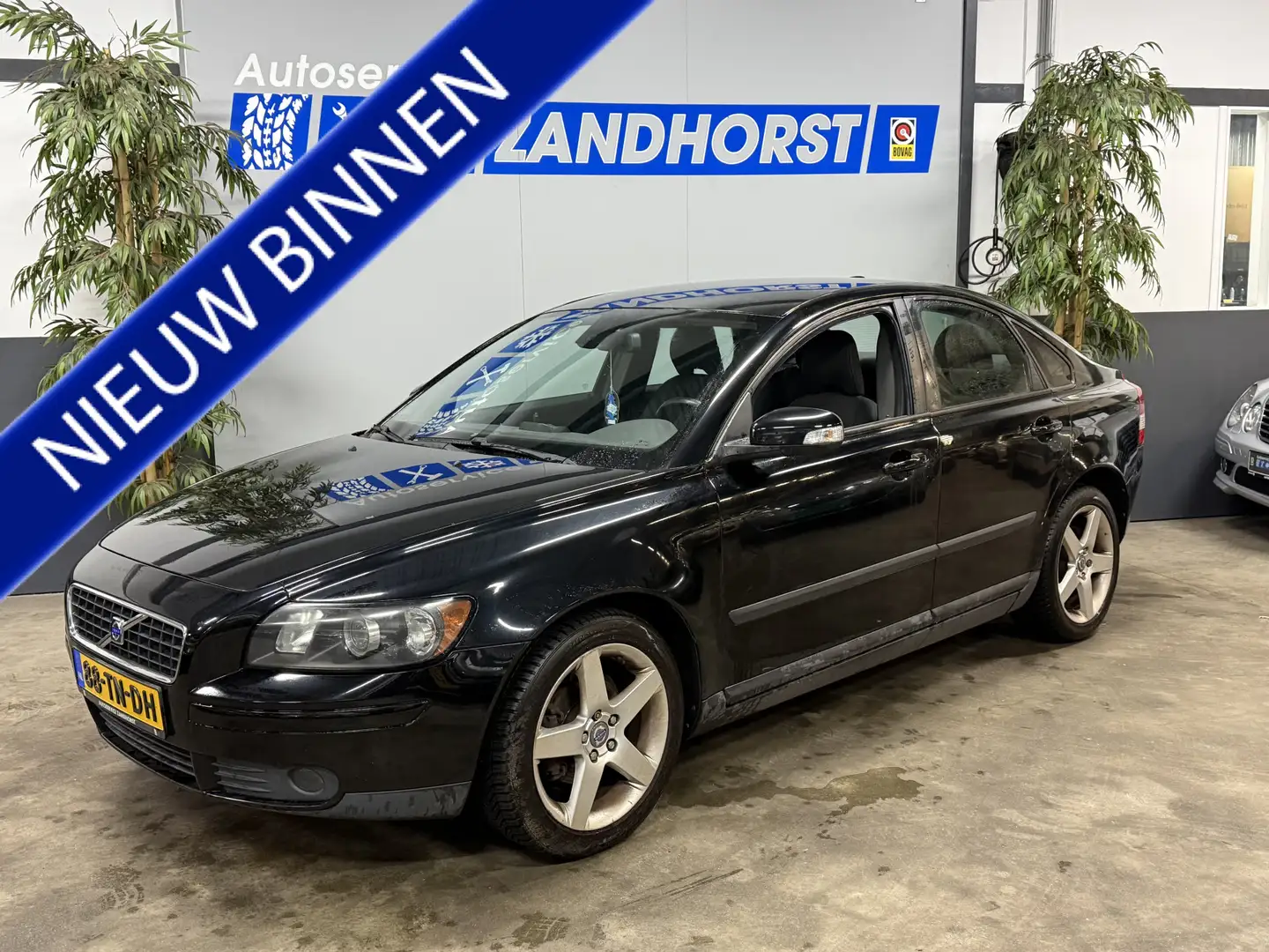 Volvo S40 1.8 Edition I // APK tot 03-01-2027!!!! Schwarz - 1
