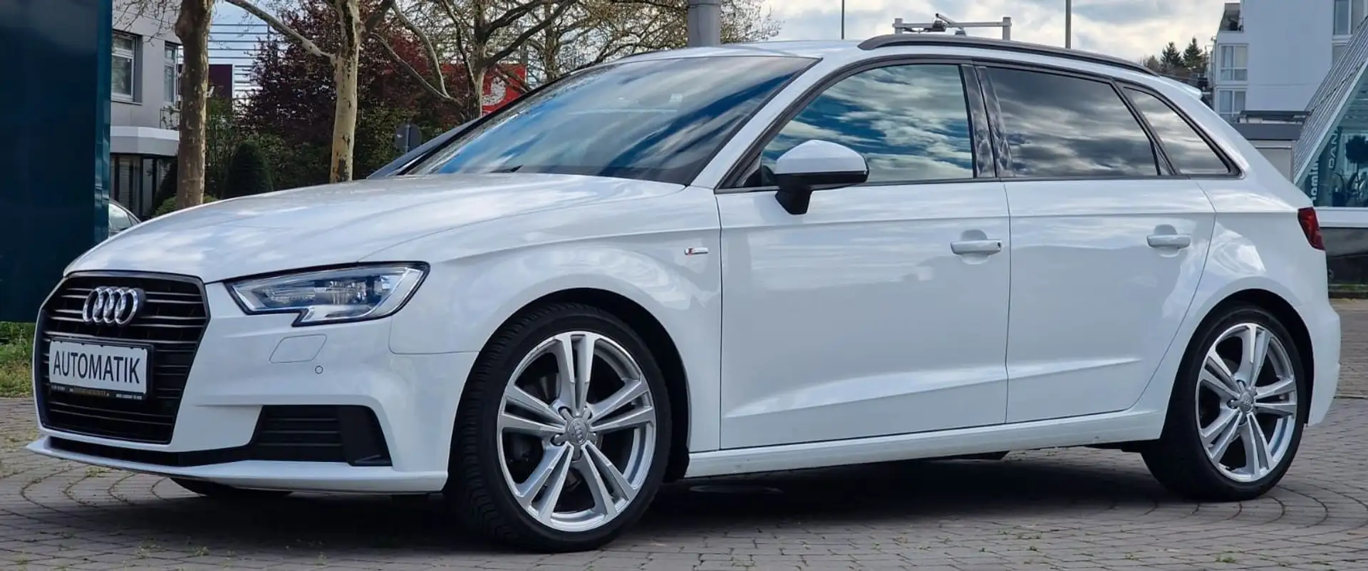 Audi A3 *S-Line*60.500KM*AUTOM.*SPORTSITZE S-LINE Weiß - 1