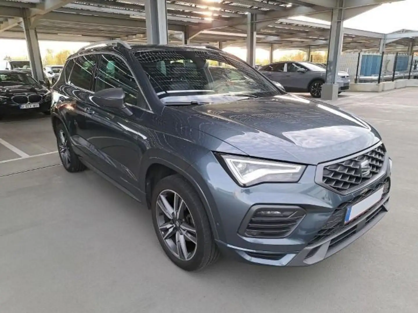 SEAT Ateca FR 1.5TSI DSG PANO/AHK/KAM/ACC Grau - 2