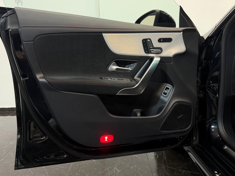 Mercedes-Benz CLA 35 AMG PANO JS 01.2027 Perf.Sitze Aero-Paket — photo 15