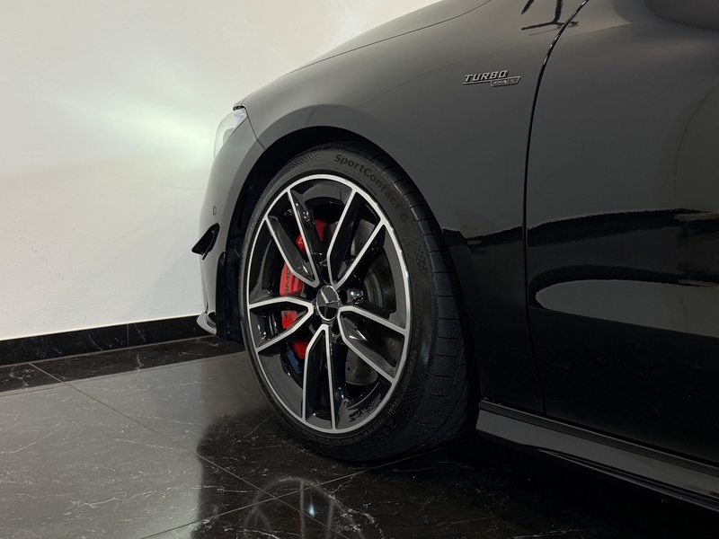 Mercedes-Benz CLA 35 AMG PANO JS 01.2027 Perf.Sitze Aero-Paket — photo 7