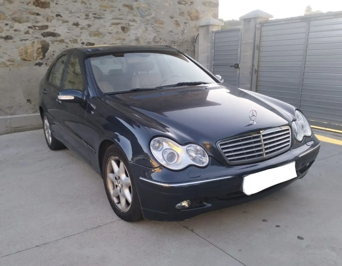 Mercedes-Benz C 270 CDI Classic Azul - 1