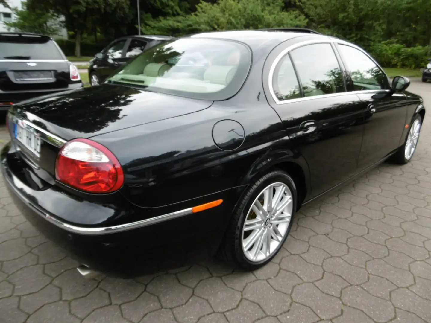 Jaguar S-Type 2.7 V6 Diesel Aut. Executive Leder EGSD Schwarz - 2
