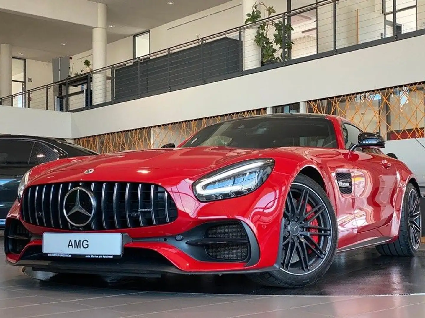 Mercedes-Benz AMG GT Dynamic+ Sbel AMG-PerformanceSitze Burm Rouge - 1