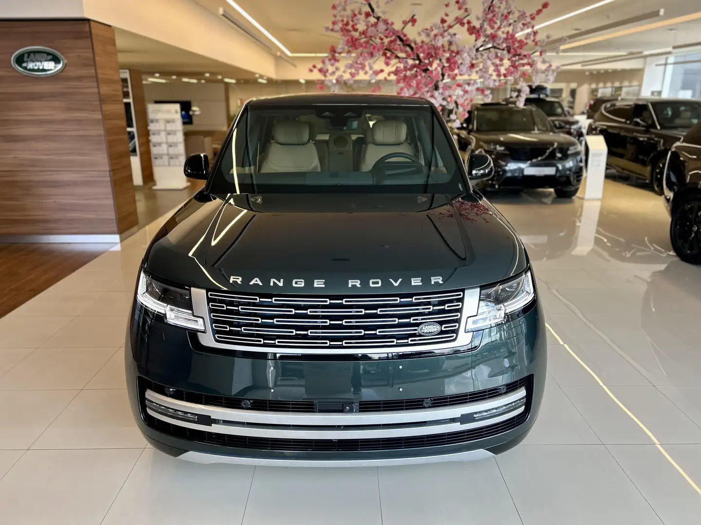 Land Rover Range Rover // P460e Autobiography Vert - 2