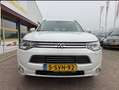 Mitsubishi Outlander 2.0 PHEV instyle+ APK T/M 4-3-2027 Weiß - thumbnail 17