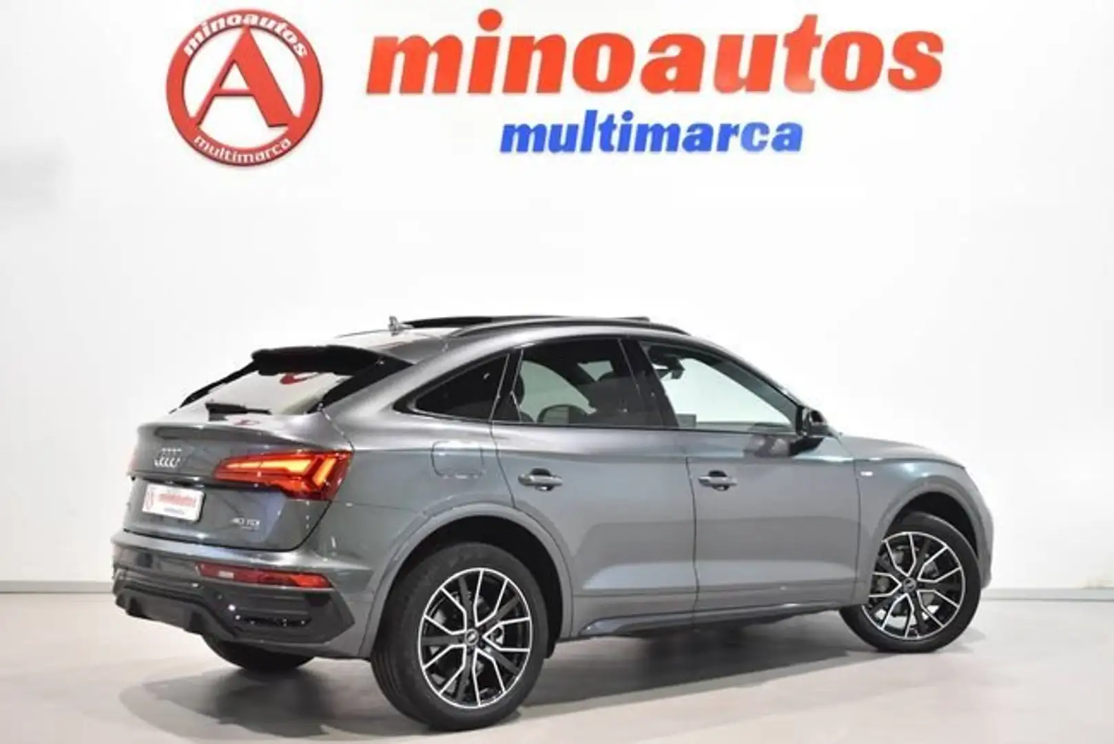Audi Q5 SPORTBACK 40 TDI QUATTRO-ULTRA 204 CV BLACK LINE Gris - 2
