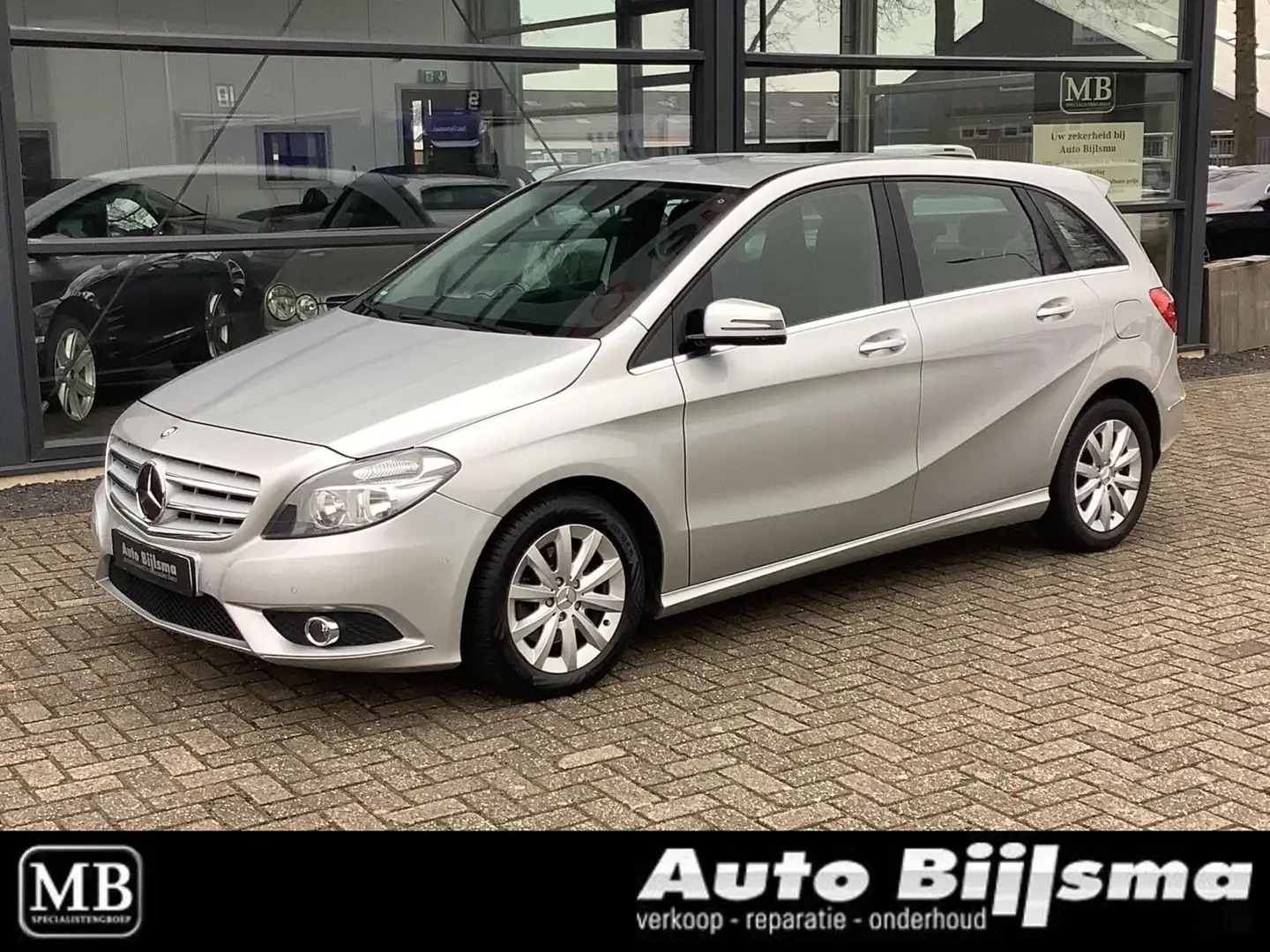 Mercedes-Benz B 200 automaat, cruise, stoelverwarming, parkeersensoren Grau - 1