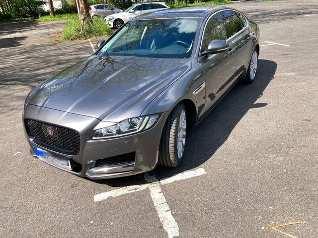 Imagine Jaguar XF Prestige