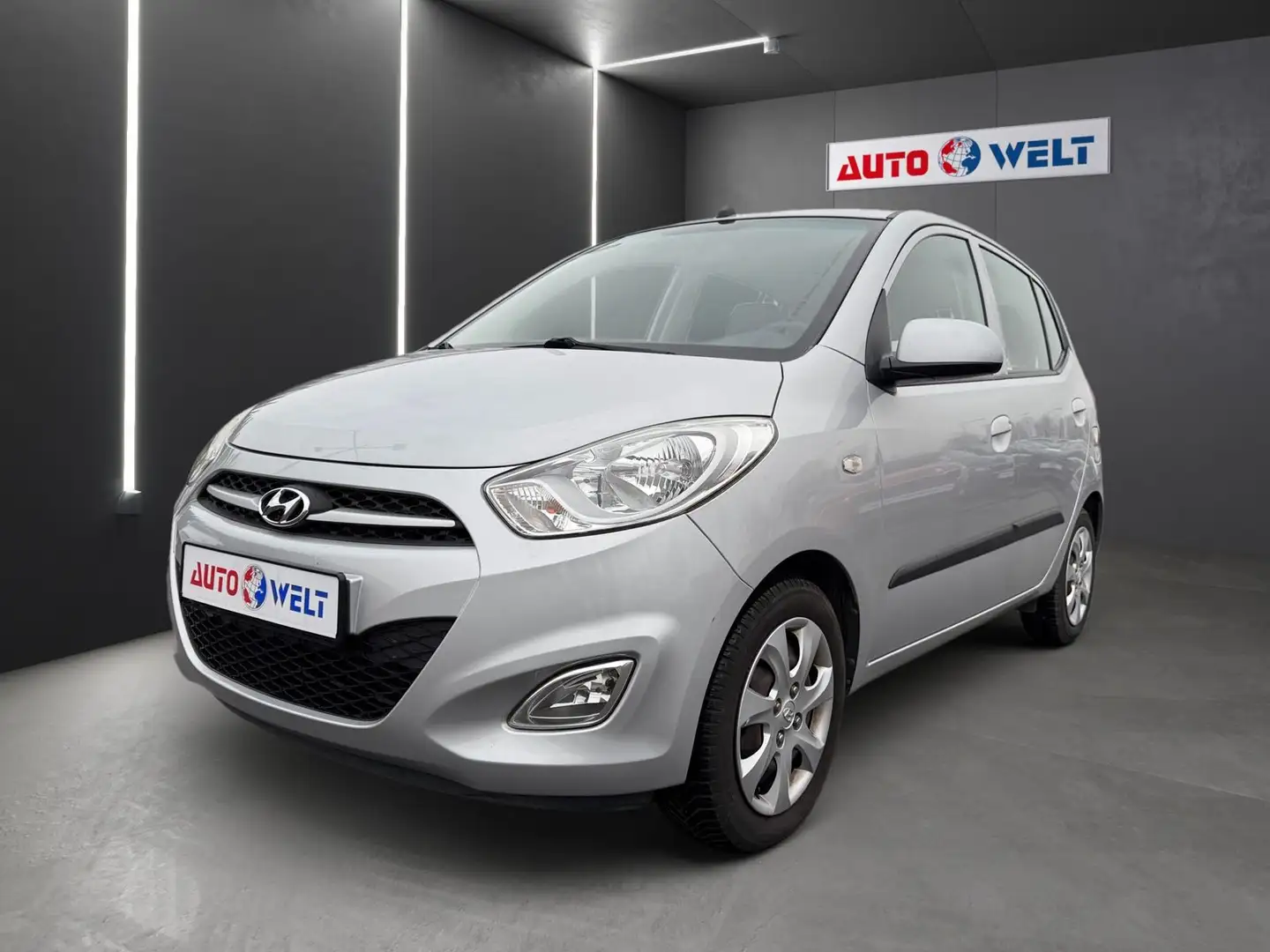 Hyundai i10 1.1 Klima Automatik Klima USB AUX Grau - 1