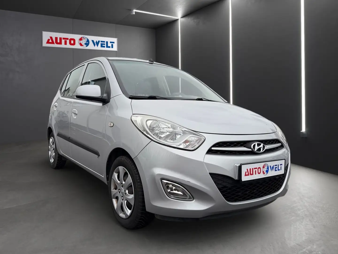 Hyundai i10 1.1 Klima Automatik Klima USB AUX Grau - 2