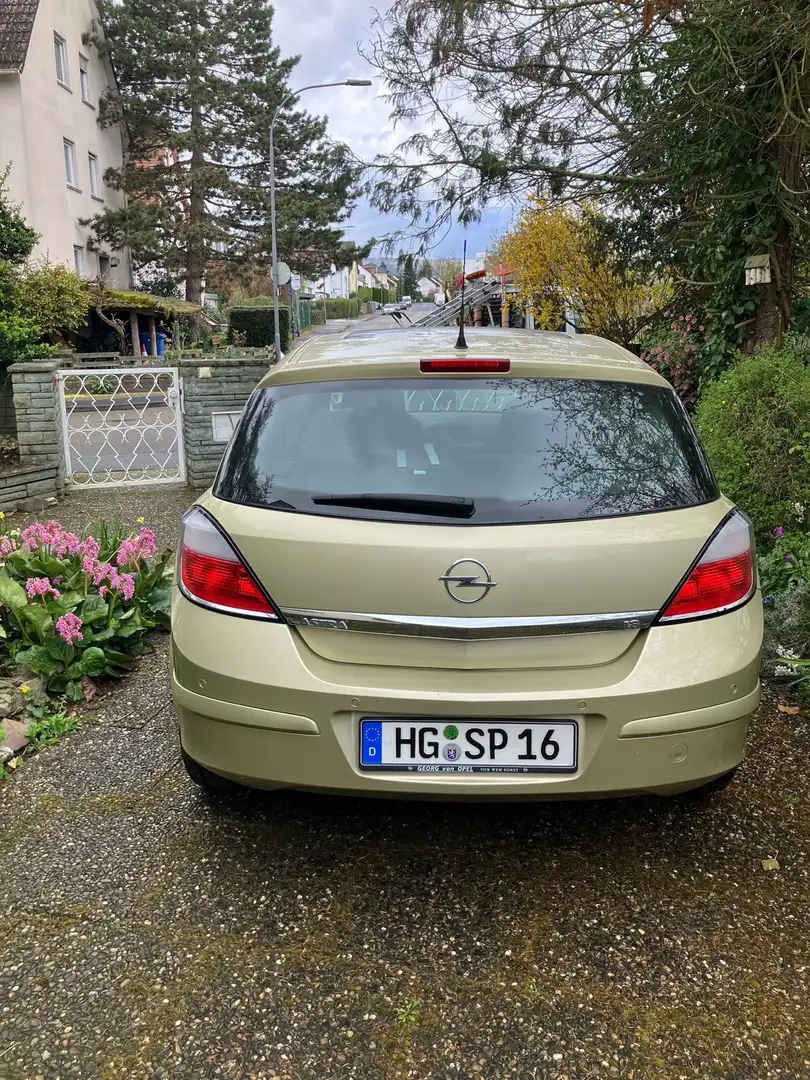 Opel Astra Edition Beige - 2