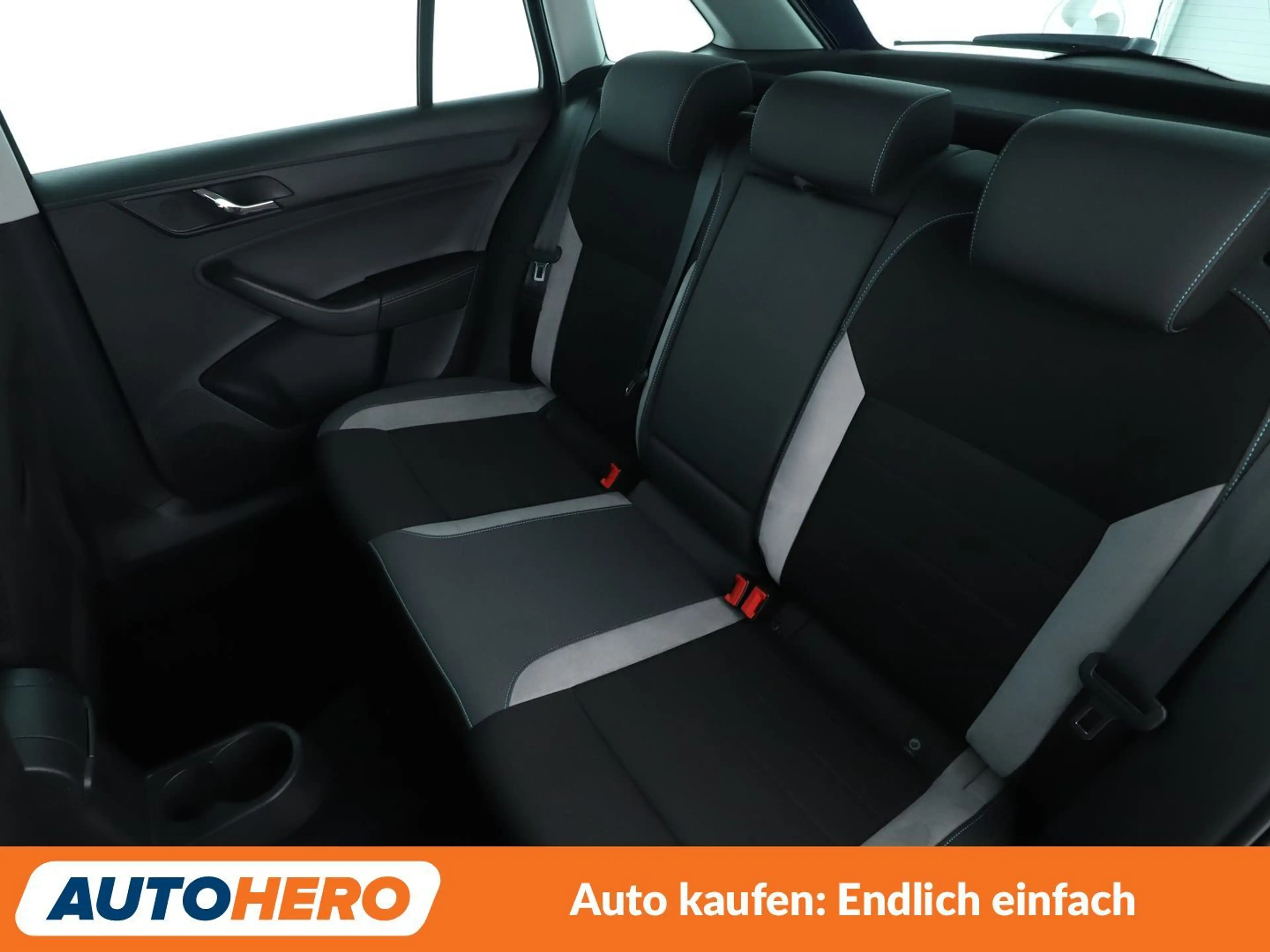 Skoda Rapid/Spaceback 1.4 TSI Joy Aut.*TEMPO*PDC*SHZ* — photo 14