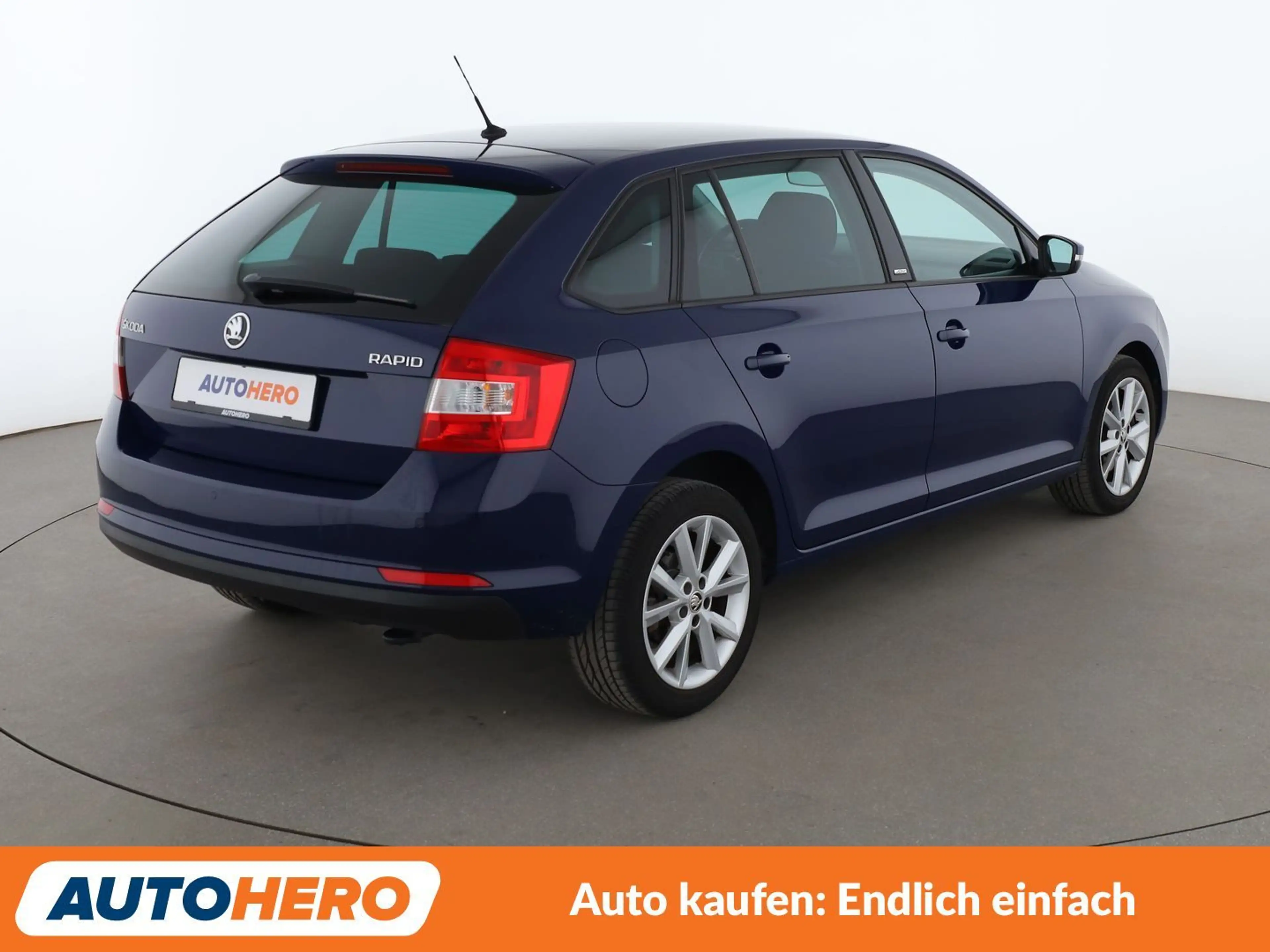 Skoda Rapid/Spaceback 1.4 TSI Joy Aut.*TEMPO*PDC*SHZ* — photo 6
