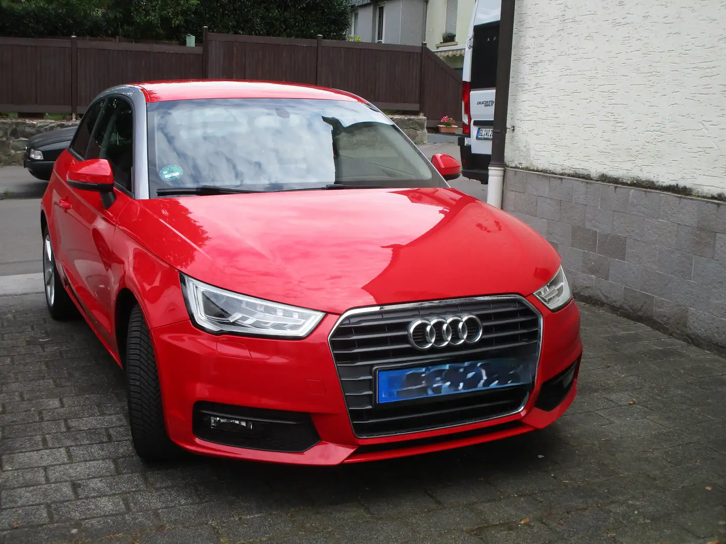 Audi A1 A1 1.4 TFSI S tronic sport Red - 1