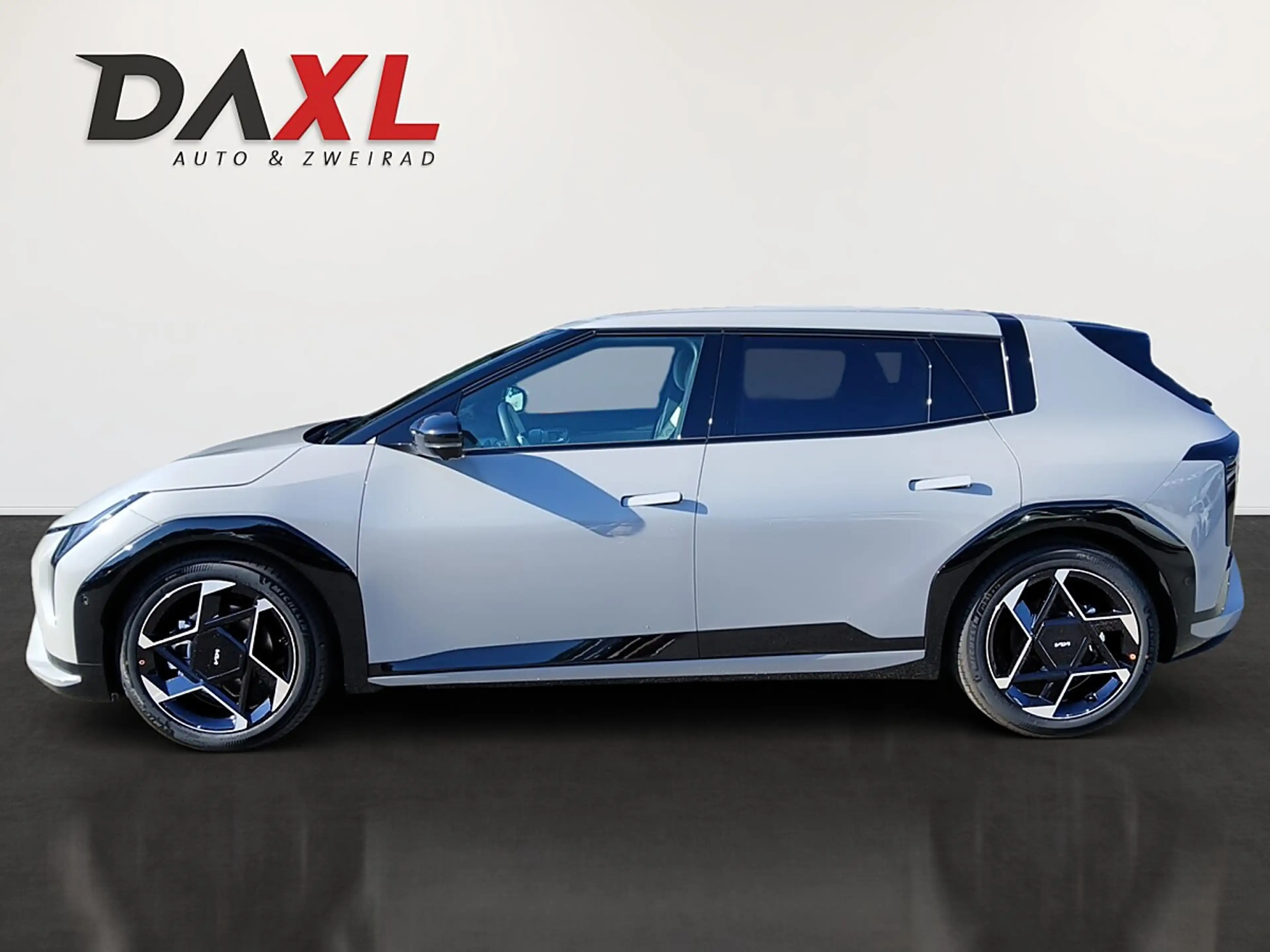 Kia EV4 HB FWD 81,4kWh GT-Line *prompt* — photo 8